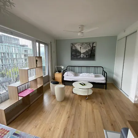 شقة Morgane-balcon Couvert-wifi-pres Centre-linge Et Menage