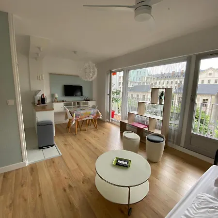 アパート Morgane-balcon Couvert-wifi-pres Centre-linge Et Menage *